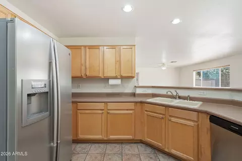 Kitchen - 9729 E Jan Ave, Mesa, AZ 85209 photo 4 of 5