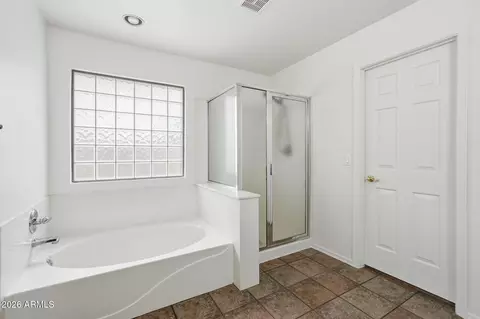 Bath - 9729 E Jan Ave, Mesa, AZ 85209 photo 1 of 2