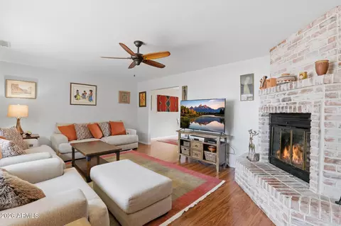 Living - 1103 E Pineview Cir, Payson, AZ 85541 photo 2 of 2