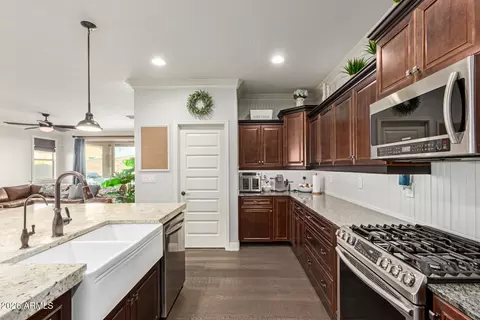 Kitchen - 2738 E Cherry Hill Dr, Gilbert, AZ 85298 photo 3 of 3