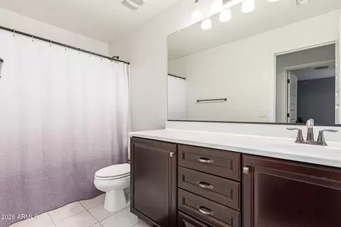 Bath - 2738 E Cherry Hill Dr, Gilbert, AZ 85298 photo 6 of 6