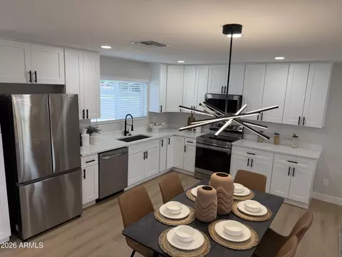 962 S Pioneer --, Mesa, AZ 85204