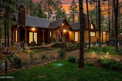 2891 Antelope Trl, Overgaard, AZ 85933