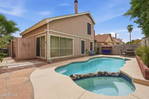 Exterior - 506 E Kerry Ln, Phoenix, AZ 85024 photo 6 of 6