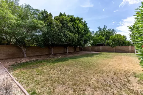 Exterior - 4021 E Des Moines St, Mesa, AZ 85205 photo 6 of 6