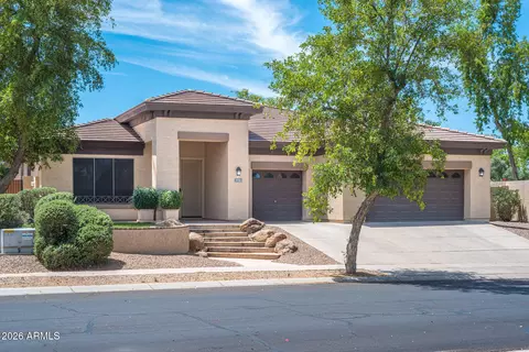 Exterior - 4133 E Reins Rd, Gilbert, AZ 85297 photo 2 of 8