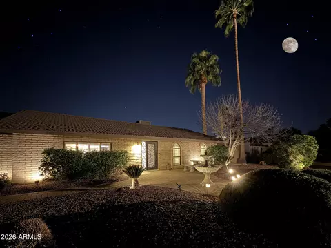 801 W Port Royale Ln, Phoenix, AZ 85023