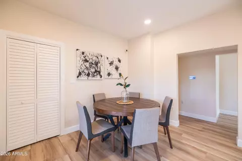 Dining - 809 E Sheridan St, Phoenix, AZ 85006 photo 6 of 6