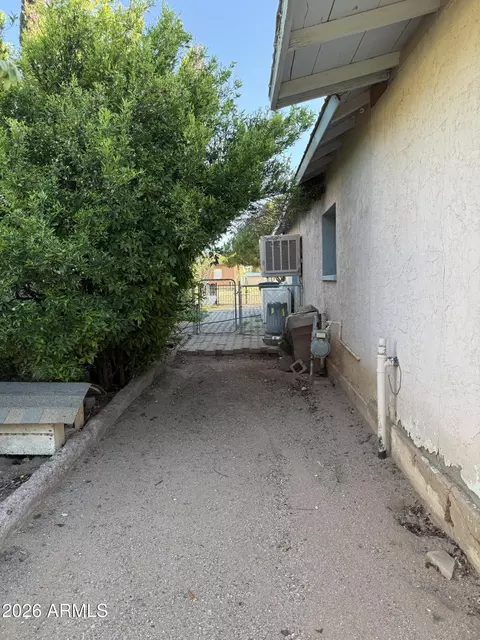 Exterior - 912 E 19th St E, Douglas, AZ 85607 photo 3 of 6