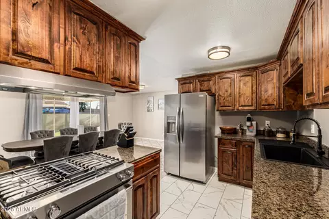 Kitchen - 4243 W Tuckey Ln, Phoenix, AZ 85019 photo 2 of 3