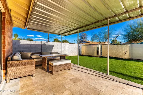 Exterior - 4243 W Tuckey Ln, Phoenix, AZ 85019 photo 4 of 5