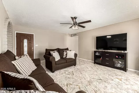 Living - 4243 W Tuckey Ln, Phoenix, AZ 85019 photo 1 of 1