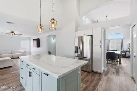 Entry Way - 3312 E San Remo Ave, Gilbert, AZ 85234 photo 2 of 5
