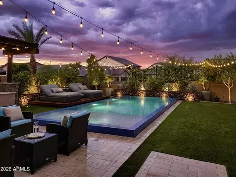 16608 S 9th St, Phoenix, AZ 85048