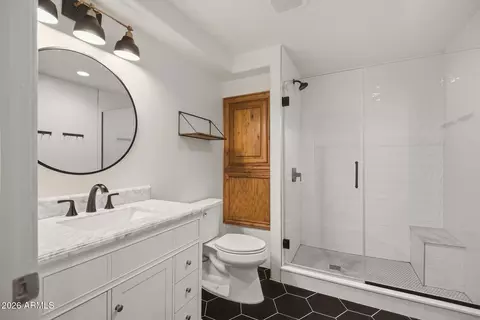 Bath - 2520 E Winchester Dr, Gilbert, AZ 85297 photo 5 of 5
