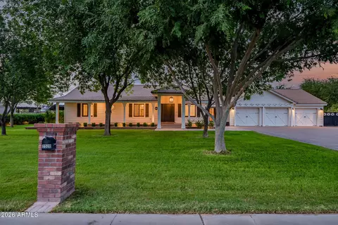 2520 E Winchester Dr, Gilbert, AZ 85297