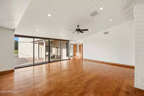 Living - 2520 E Winchester Dr, Gilbert, AZ 85297 photo 1 of 3