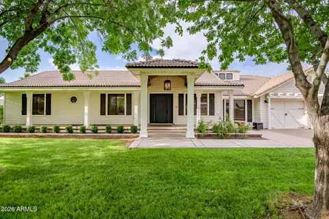 Exterior - 2520 E Winchester Dr, Gilbert, AZ 85297 photo 10 of 18