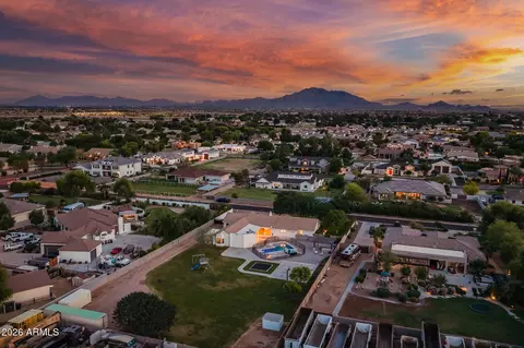View/Area - 2520 E Winchester Dr, Gilbert, AZ 85297 photo 2 of 9