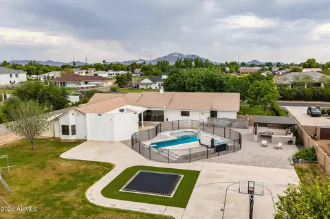 View/Area - 2520 E Winchester Dr, Gilbert, AZ 85297 photo 9 of 9
