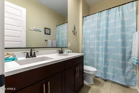 Bath - 3922 E Mia Ln, Gilbert, AZ 85298 photo 4 of 4