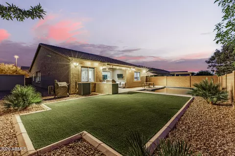 Exterior - 3922 E Mia Ln, Gilbert, AZ 85298 photo 6 of 12