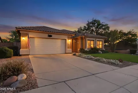 3869 E Washington Ct, Gilbert, AZ 85234 photo 5