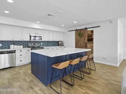 14848 N 36th Dr, Phoenix, AZ 85053