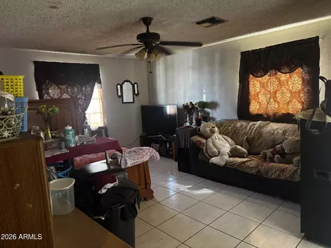 Living - 3315 E Oak St, Phoenix, AZ 85008 photo 1 of 1