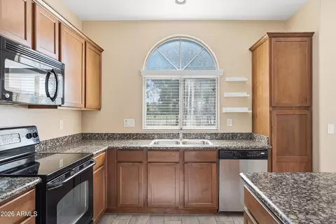 Kitchen - 3799 E Stampede Dr, Gilbert, AZ 85297 photo 2 of 2