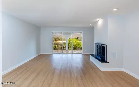 Living - 974 W Sotol Loop, Miami, AZ 85539 photo 1 of 4