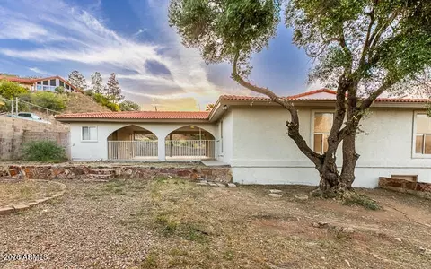 Exterior - 974 W Sotol Loop, Miami, AZ 85539 photo 1 of 9