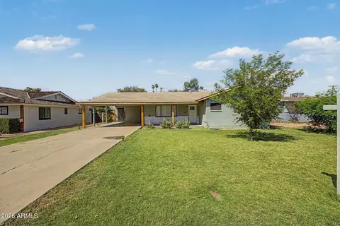 5828 W Morten Ave, Glendale, AZ 85301