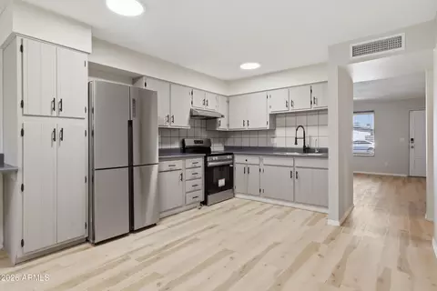 Kitchen - 4223 W Pasadena Ave, Phoenix, AZ 85019 photo 1 of 3