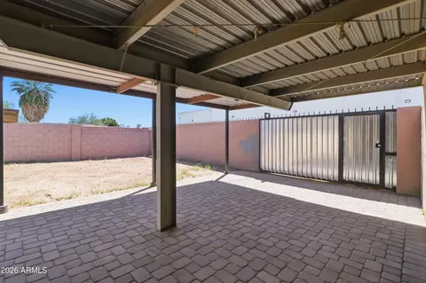 Exterior - 4223 W Pasadena Ave, Phoenix, AZ 85019 photo 1 of 2