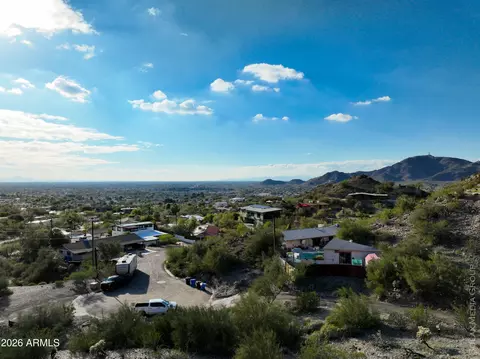 1836 E Cinnabar Ave #-, Phoenix, AZ 85020 photo 2