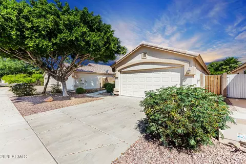 3616 W Questa Dr, Glendale, AZ 85310