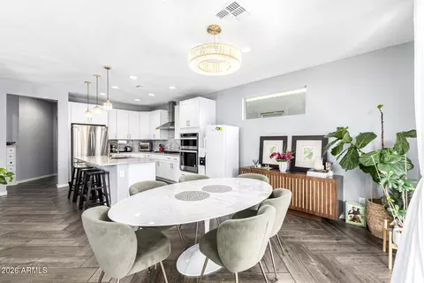 Dining - 3557 E Tina Dr, Phoenix, AZ 85050 photo 2 of 2