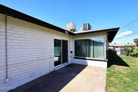 Exterior - 2002 W Turney Ave, Phoenix, AZ 85015 photo 2 of 5