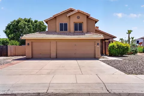 Exterior - 4719 E Rockledge Rd, Phoenix, AZ 85044 photo 2 of 9