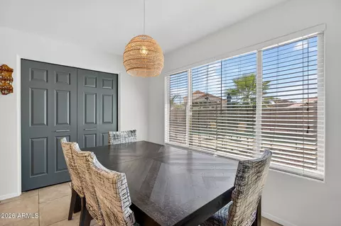 Dining - 4719 E Rockledge Rd, Phoenix, AZ 85044 photo 1 of 1