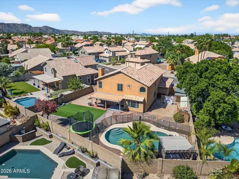 View/Area - 4719 E Rockledge Rd, Phoenix, AZ 85044 photo 9 of 16