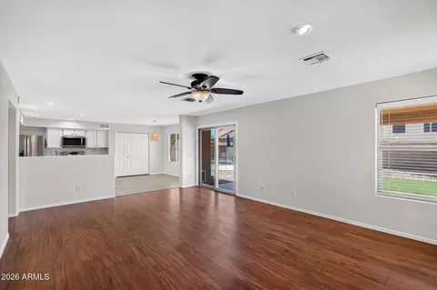 Living - 4719 E Rockledge Rd, Phoenix, AZ 85044 photo 8 of 10