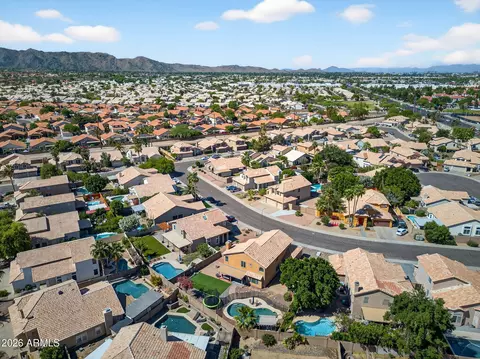 View/Area - 4719 E Rockledge Rd, Phoenix, AZ 85044 photo 12 of 16