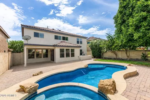 3216 W Molly Ln, Phoenix, AZ 85083