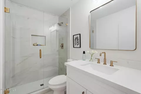 Bath - 2219 S Palo Verde Dr, Apache Junction, AZ 85120 photo 1 of 2