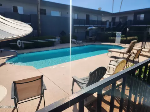 Exterior - 3230 E Pinchot Ave #3, Phoenix, AZ 85018 photo 4 of 6