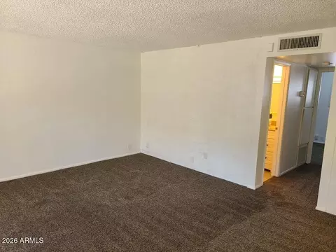 Living - 3230 E Pinchot Ave #3, Phoenix, AZ 85018 photo 3 of 6