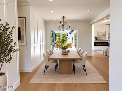Dining - 4048 Edgemont Ave, Phoenix, AZ 85008 photo 1 of 1