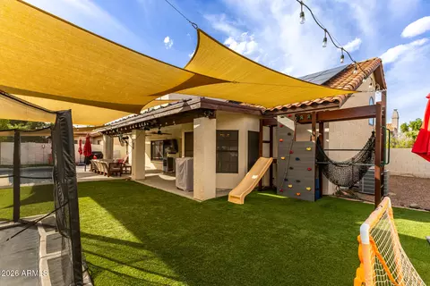 Exterior - 3533 E Saltsage Dr, Phoenix, AZ 85048 photo 8 of 9